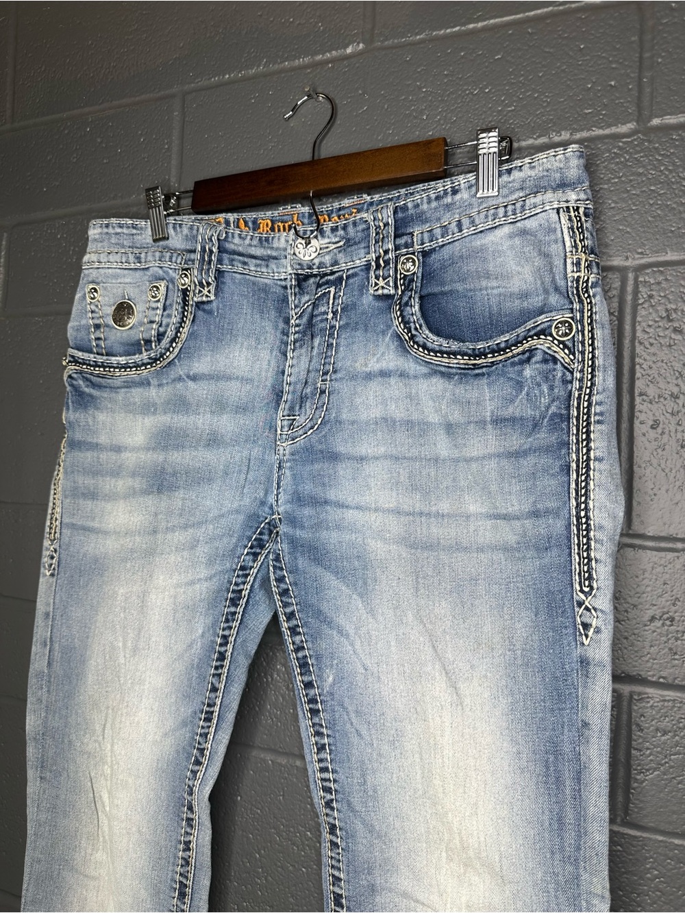 Rock Revival Brand - Light Wash Blue Jeans - Straight Leg - Women’s 34 - Picture 4 of 13
